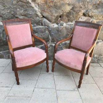gallery/22 träfåtöljer rosa dynor_0760_liten